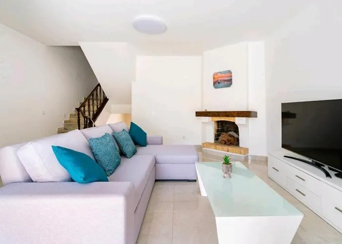 Nyaraló Marina House *