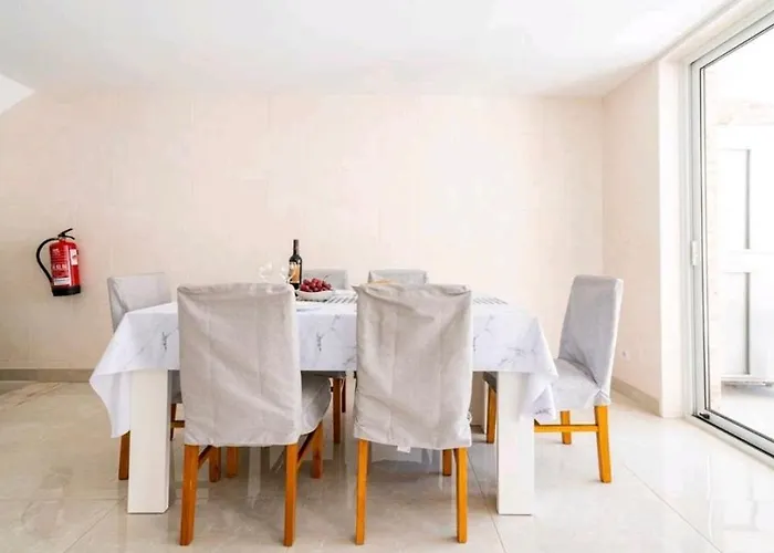 Marina House Nyaraló *