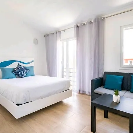 Marina House Holiday home *